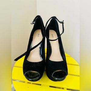 Sole Society Faux Suede Black Wedges